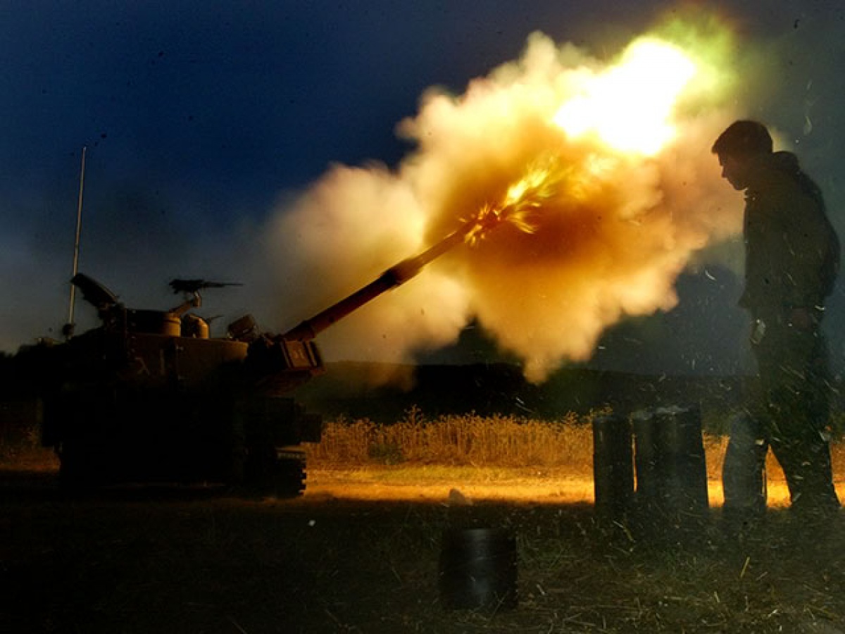 На границе с Сектором Газа террорист стрелял в военных