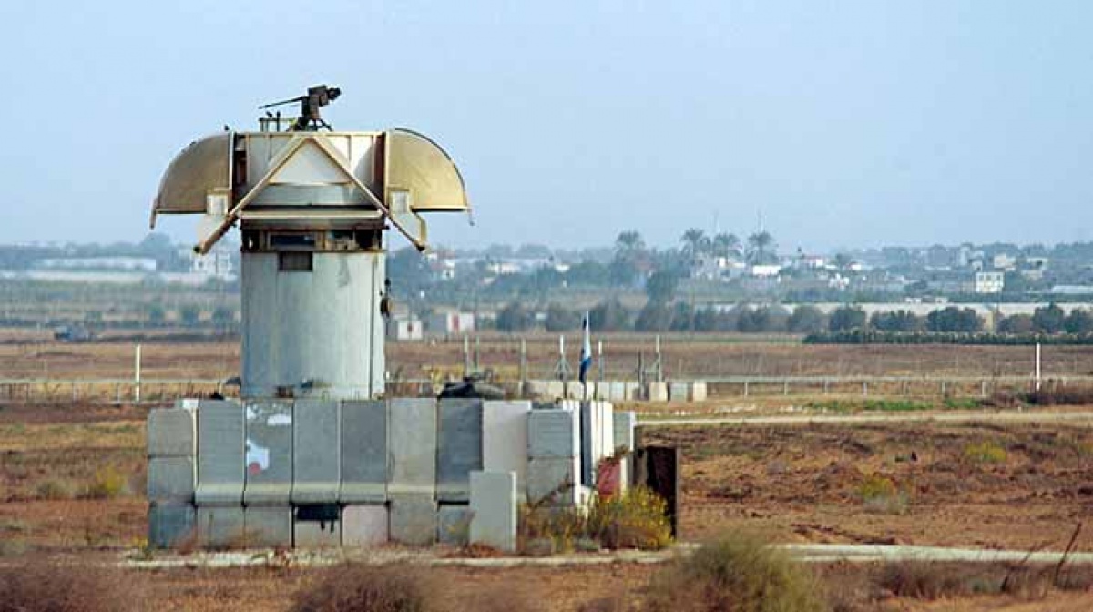 Израиль устанавливает на границе с Газой боевых роботов