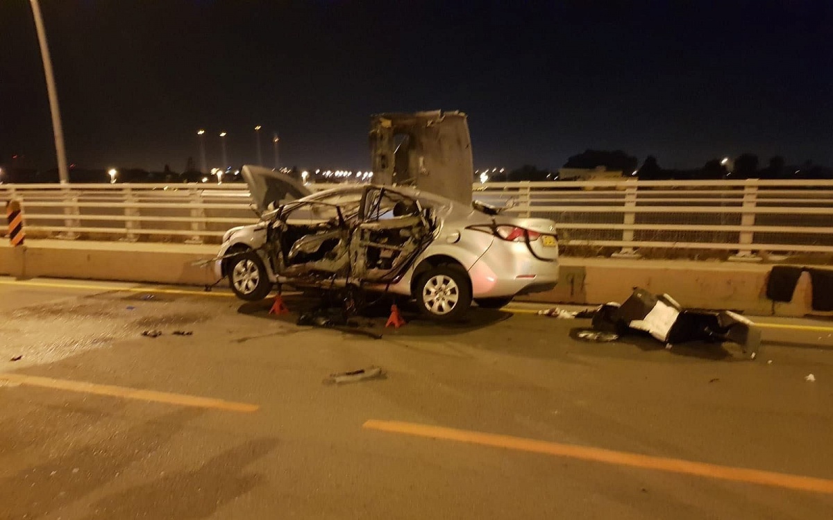 Мужчина погиб при взрыве автомобиля в Тель-Авиве