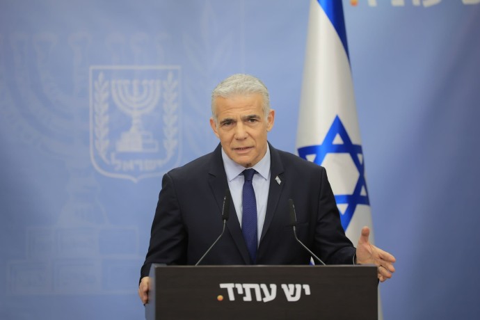 Яир Лапид: Сегодня я хотел бы представить вам Национальный закон о призыве Яир Лапид: Сегодня я хотел бы представить вам Национальный закон о призыве