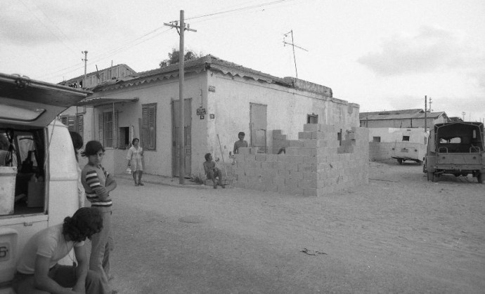 Поселенческое движение